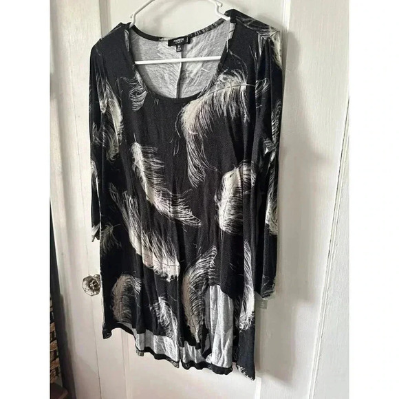 Premise Studio Women’s size 0x-large shirt - Picture 2 of 8